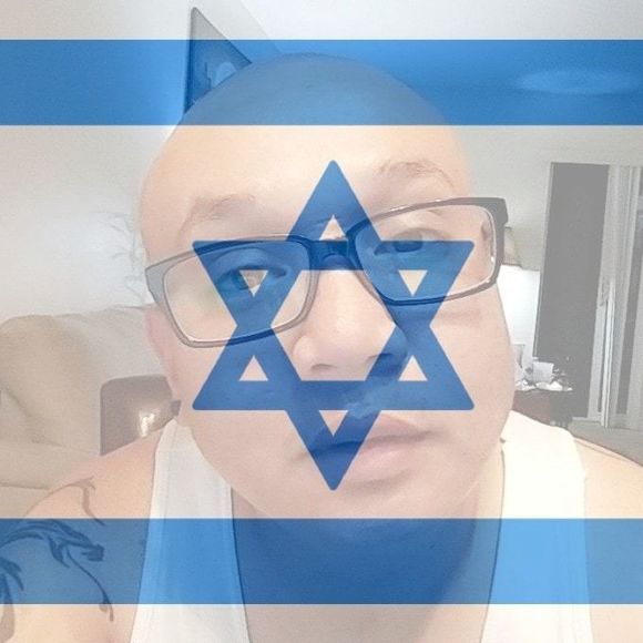 Meet your Posher, Daniel - Picture 1 of 1